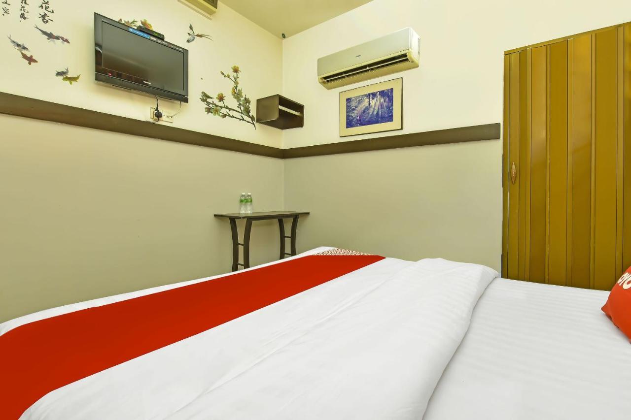 Capital O 90754 Gopeng Inn Ипох Екстериор снимка