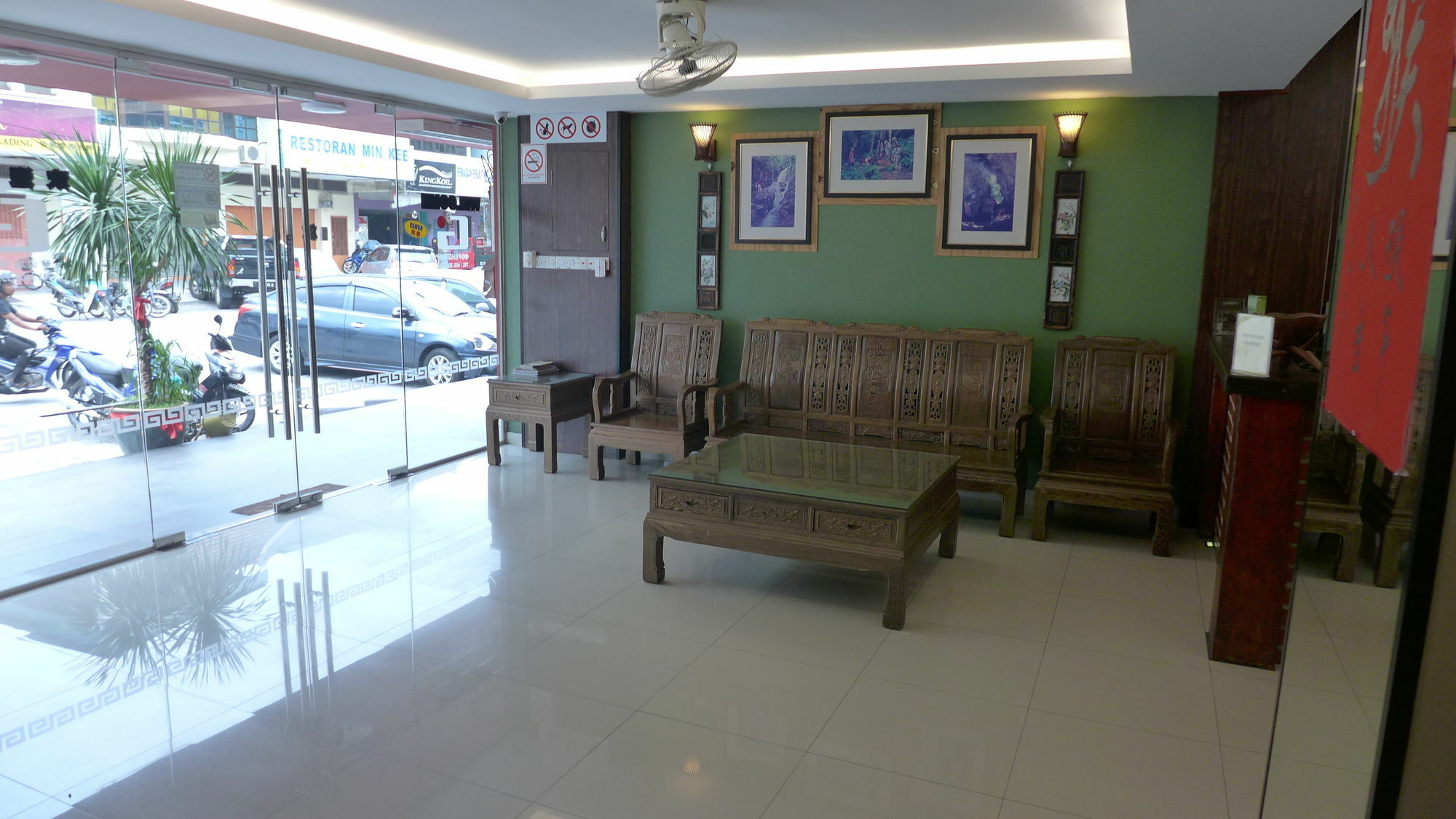 Capital O 90754 Gopeng Inn Ипох Екстериор снимка